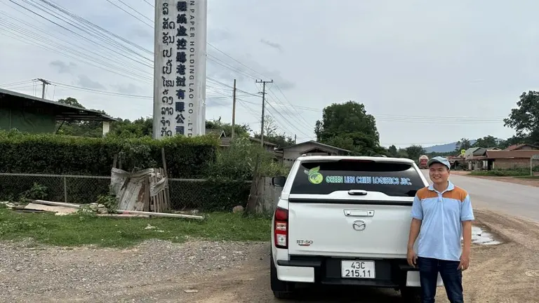 Chuyến đi khảo sát cửa khẩu Lao Bảo và khu công nghiệp Sepon, Lào